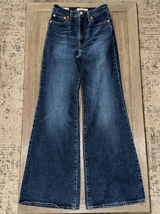 Levi’s Ribcage Bell Sonoma Train Dark Wash